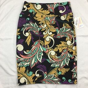 NWT Lularoe Quilted Cassie Pencil Skirt M